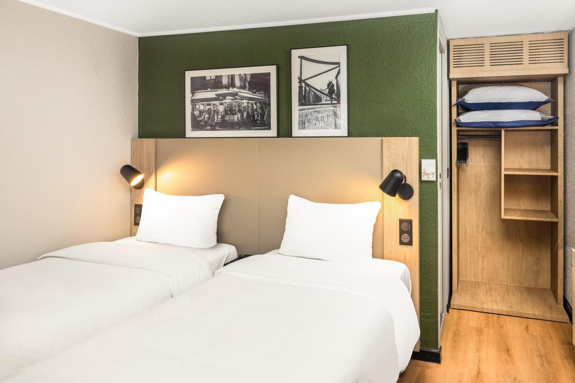 Campanile Bordeaux Est - Artigues Hotell Exteriör bild