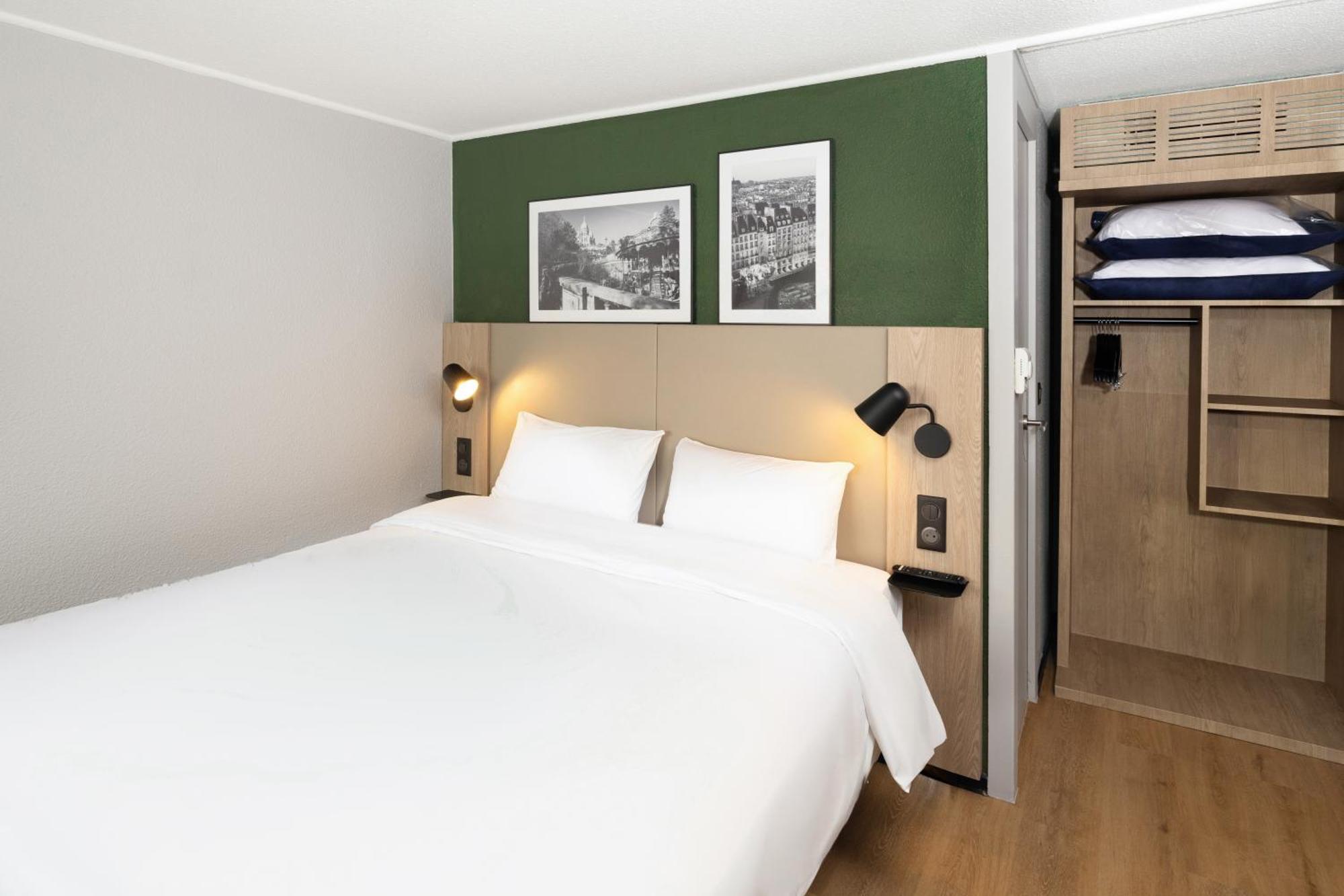 Campanile Bordeaux Est - Artigues Hotell Exteriör bild