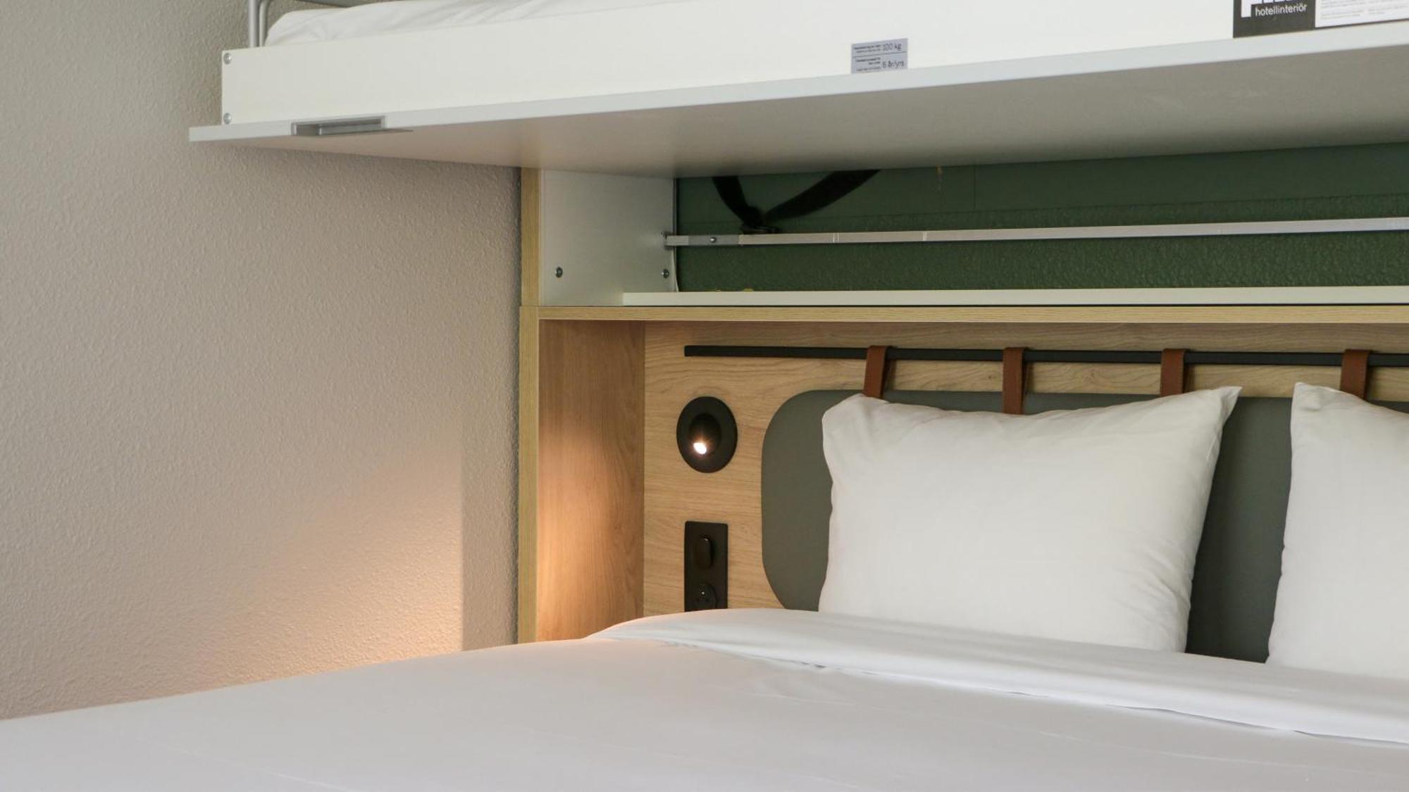 Campanile Bordeaux Est - Artigues Hotell Exteriör bild